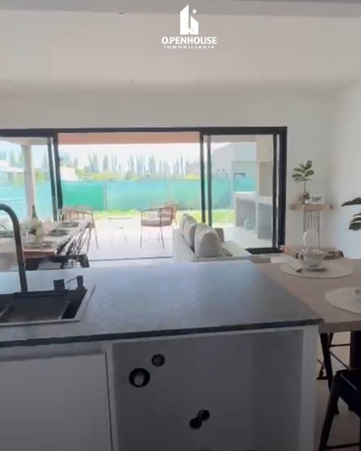 Foto de OPENHOUSE GROUP vende casa en Barrio Alma Gardenia, imagen 2