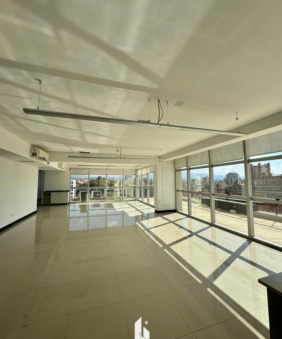 Foto de OPENHOUSE alquila maravillosa oficina en edificio ZOD, imagen 3