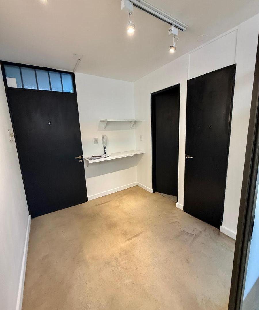 Foto de OPENHOUSE alquila hermosa oficina en calle Pedro Vargas, imagen 2