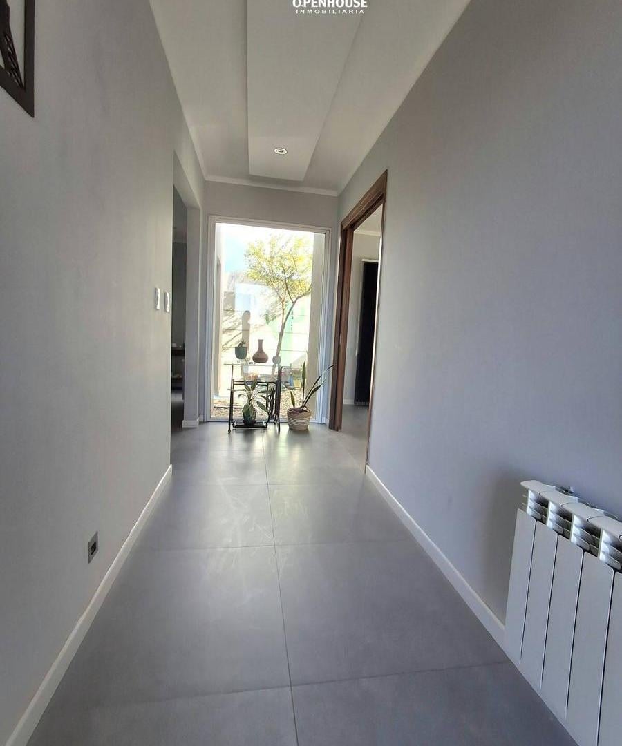 Foto de OPENHOUSE INMOBILIARIA vende propiedad barrio privado La Bastilla El, imagen 1
