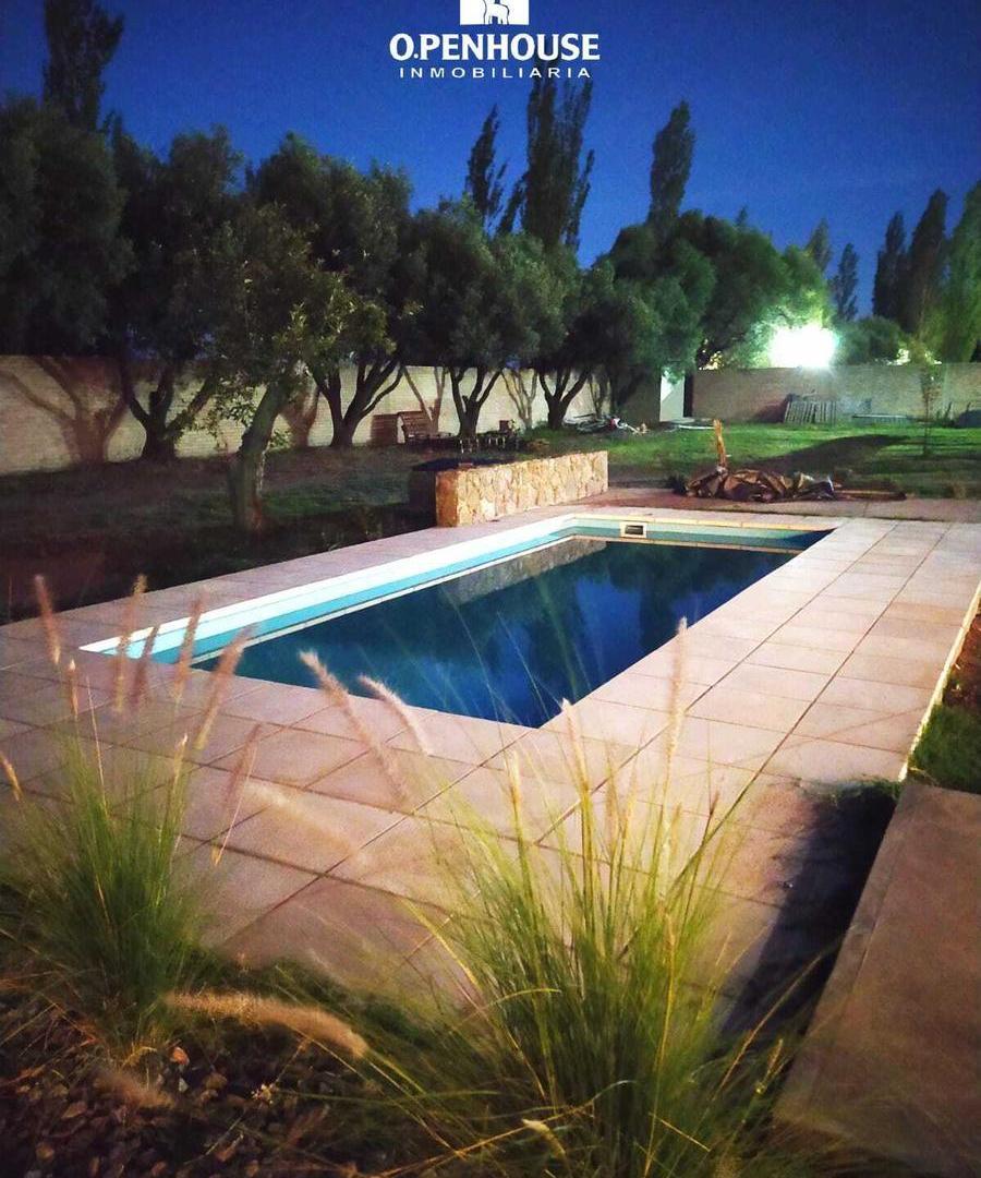 Foto de OPENHOUSE GROUP VENDE PRESTIGIOSA CASA, BARRIO SEMI PRIVADO EN SAN, imagen 2