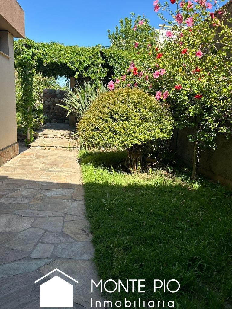 Foto de OPENHOUSE vende OPORTUNIDAD CASA VALOR TERRENO, imagen 2