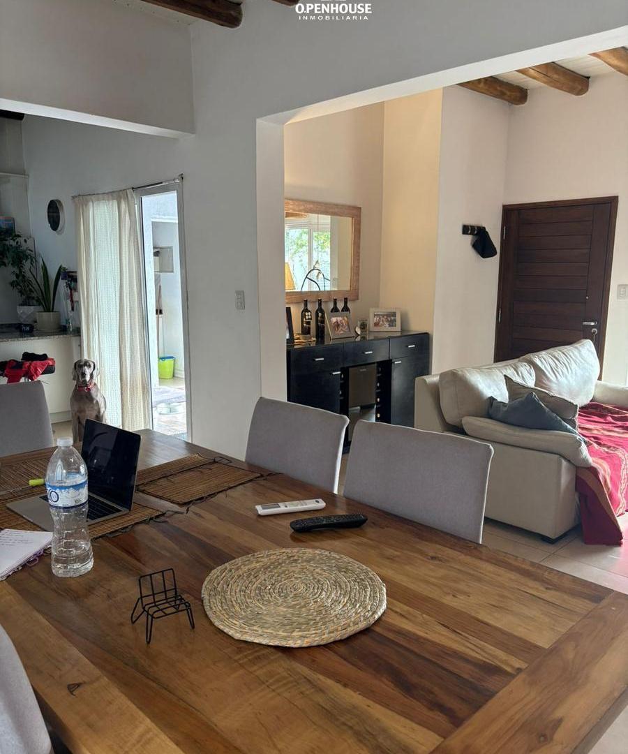 Foto de OPENHOUSE vende casa en planta baja en Barrio Lomas de Terrada., imagen 2