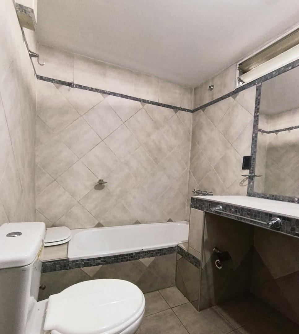 Foto de OPENHOUSE alquila fabuloso local en Pedro Molina, imagen 3