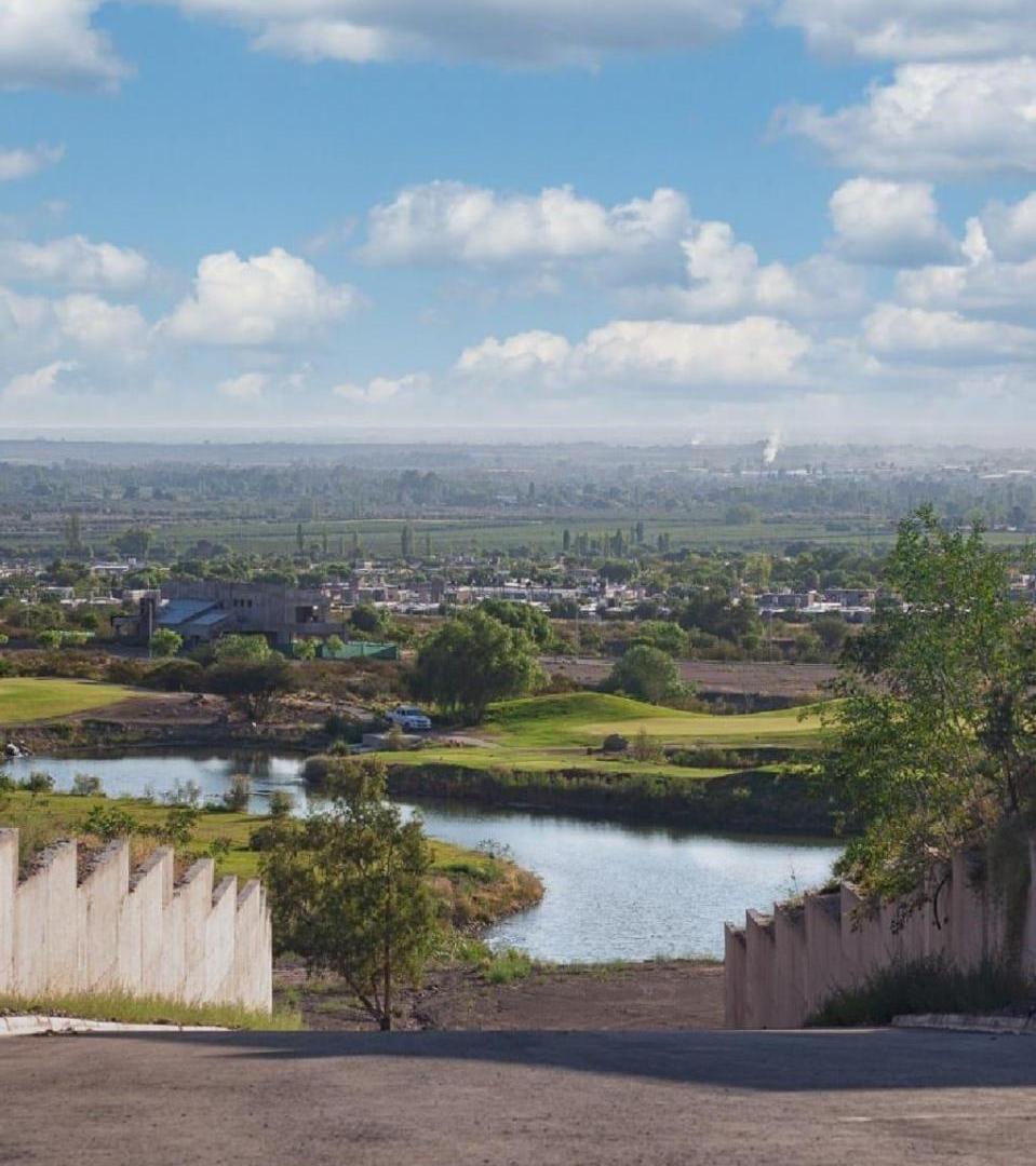 Foto de OPENHOUSE vende maravilloso terreno en Barrio Privado Mendoza Norte., imagen 4
