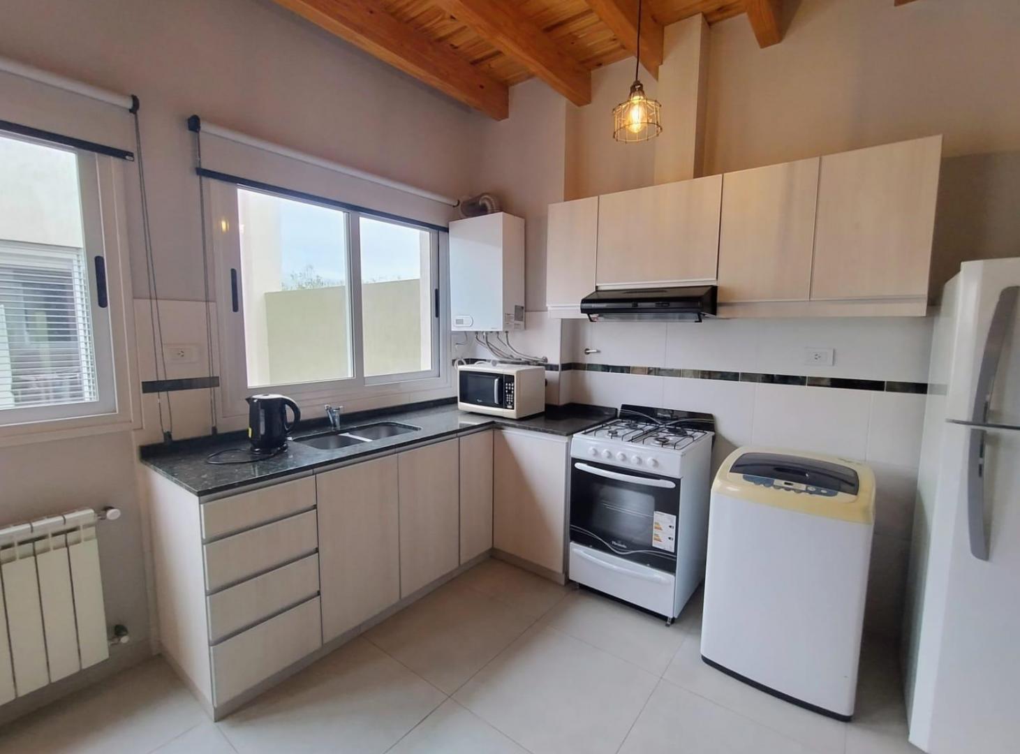 Foto de OPENHOUSE alquila hermoso departamento en Barrio Bombal, imagen 5