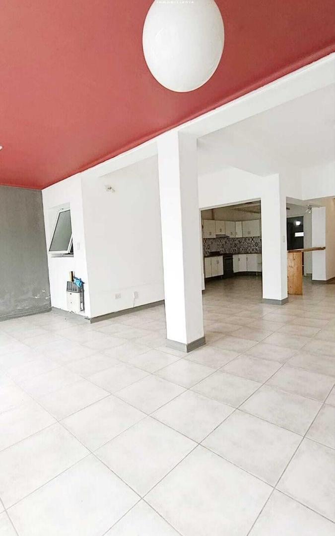 Foto de OPENHOUSE vende casa sexta sección, imagen 4