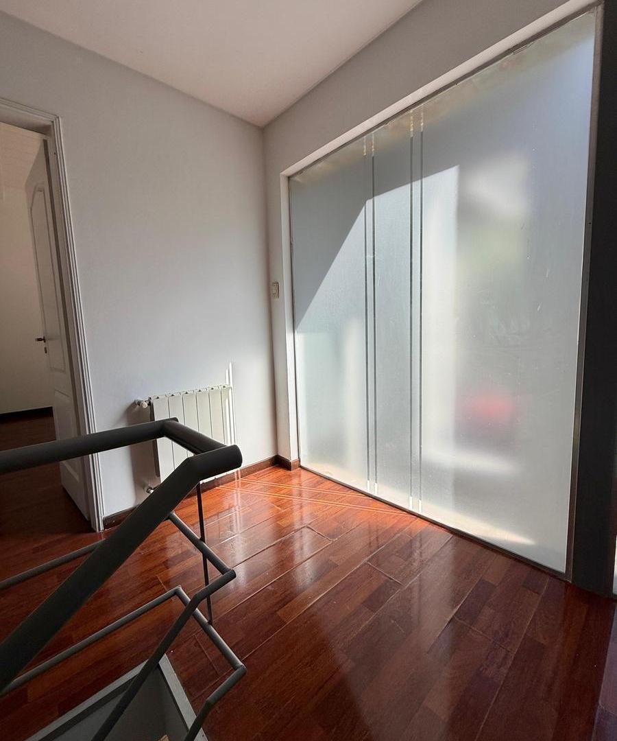 Foto de OPENHOUSE vende hermosa casa en prestigioso Barrio Dalvian, imagen 2