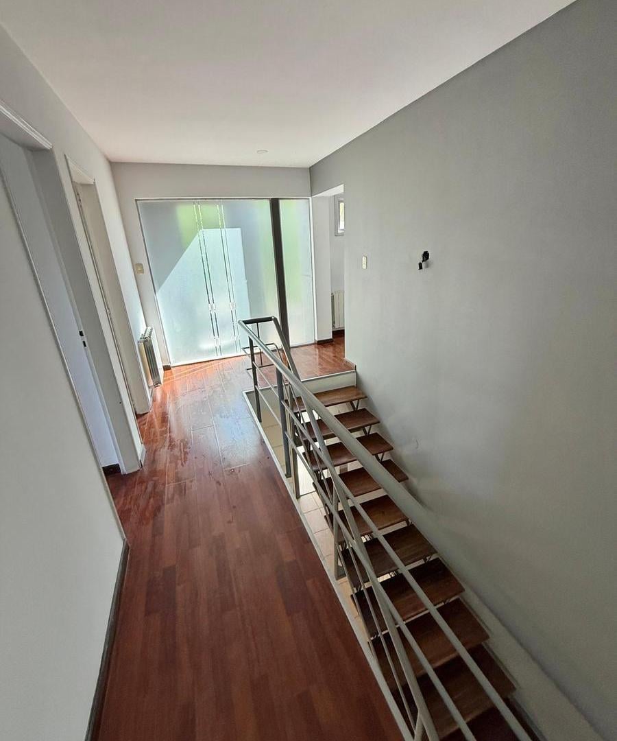 Foto de OPENHOUSE vende hermosa casa en prestigioso Barrio Dalvian, imagen 3