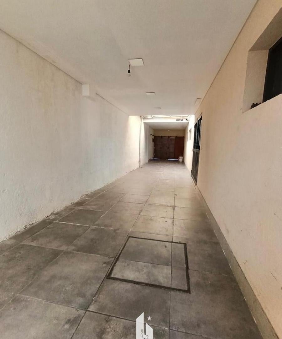 Foto de OPENHOUSE vende VIVIENDA LOCAL COMERCIAL DEPÓSITO OFICINAS en Guaymallén, imagen 3
