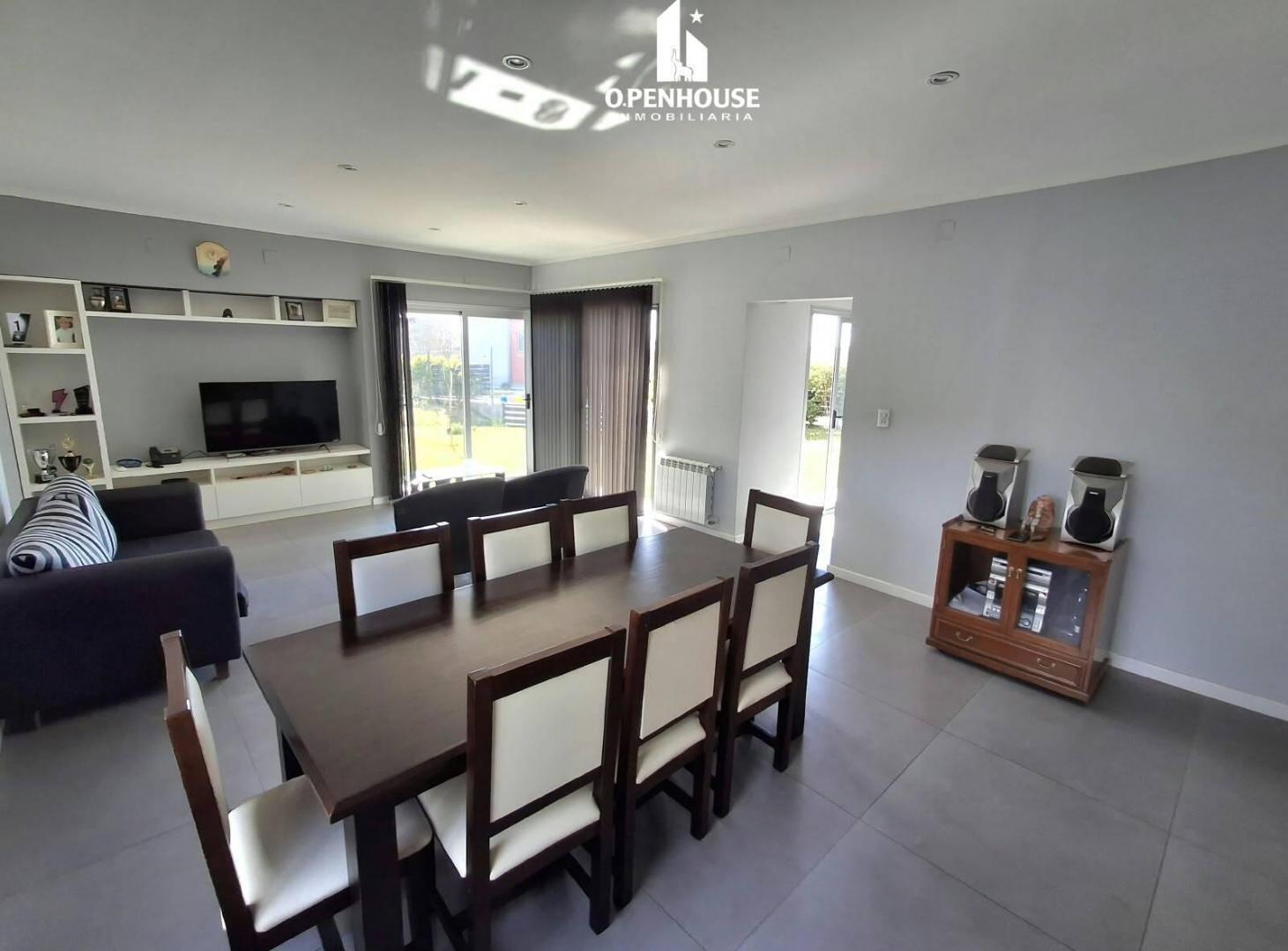 Foto de OPENHOUSE INMOBILIARIA vende propiedad barrio privado La Bastilla El, imagen 3