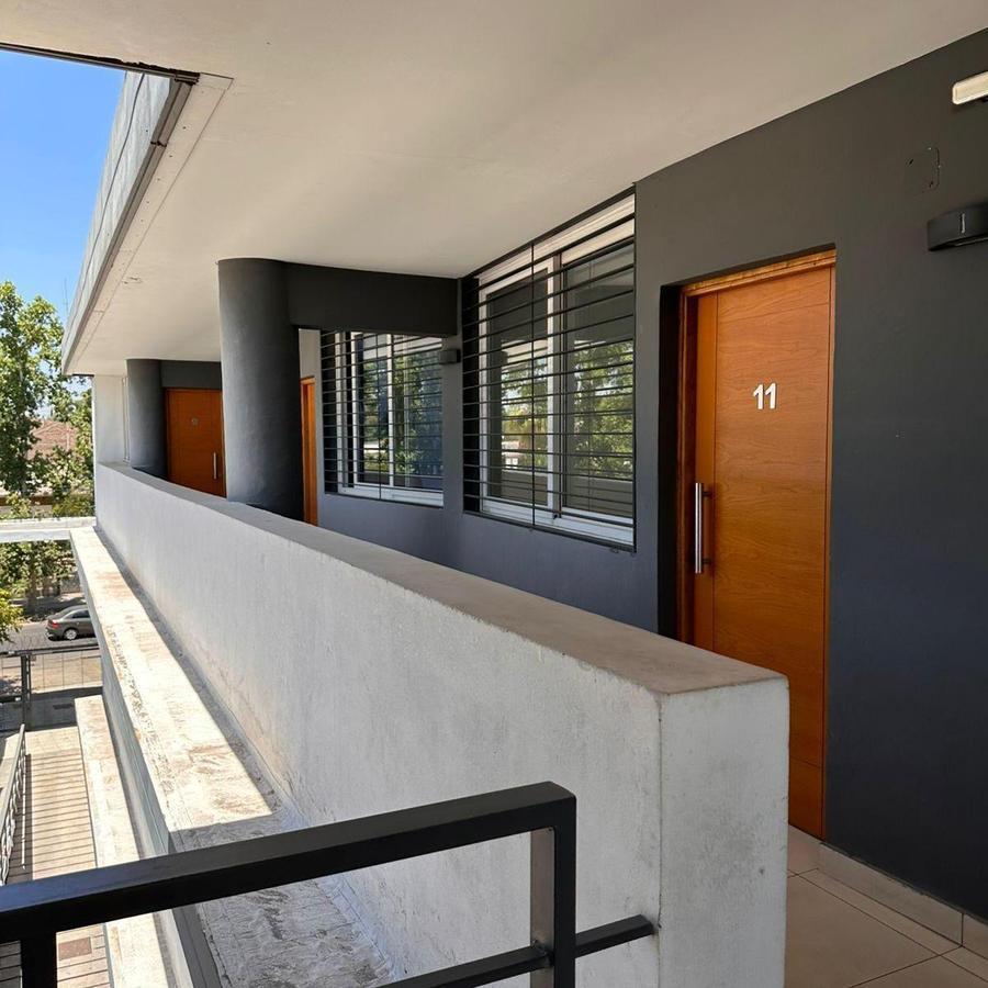 Foto de OPENHOUSE INMOBILIARIA vende amplio departamento en Edificio Sol Andes, imagen 2