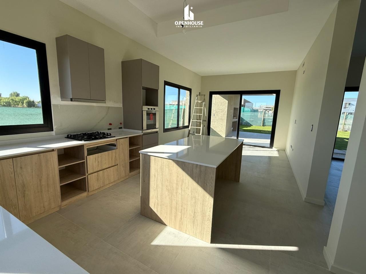 Foto de OPENHOUSE inmobiliaria presenta a la venta fabulosa casa a estrenar en, imagen 3