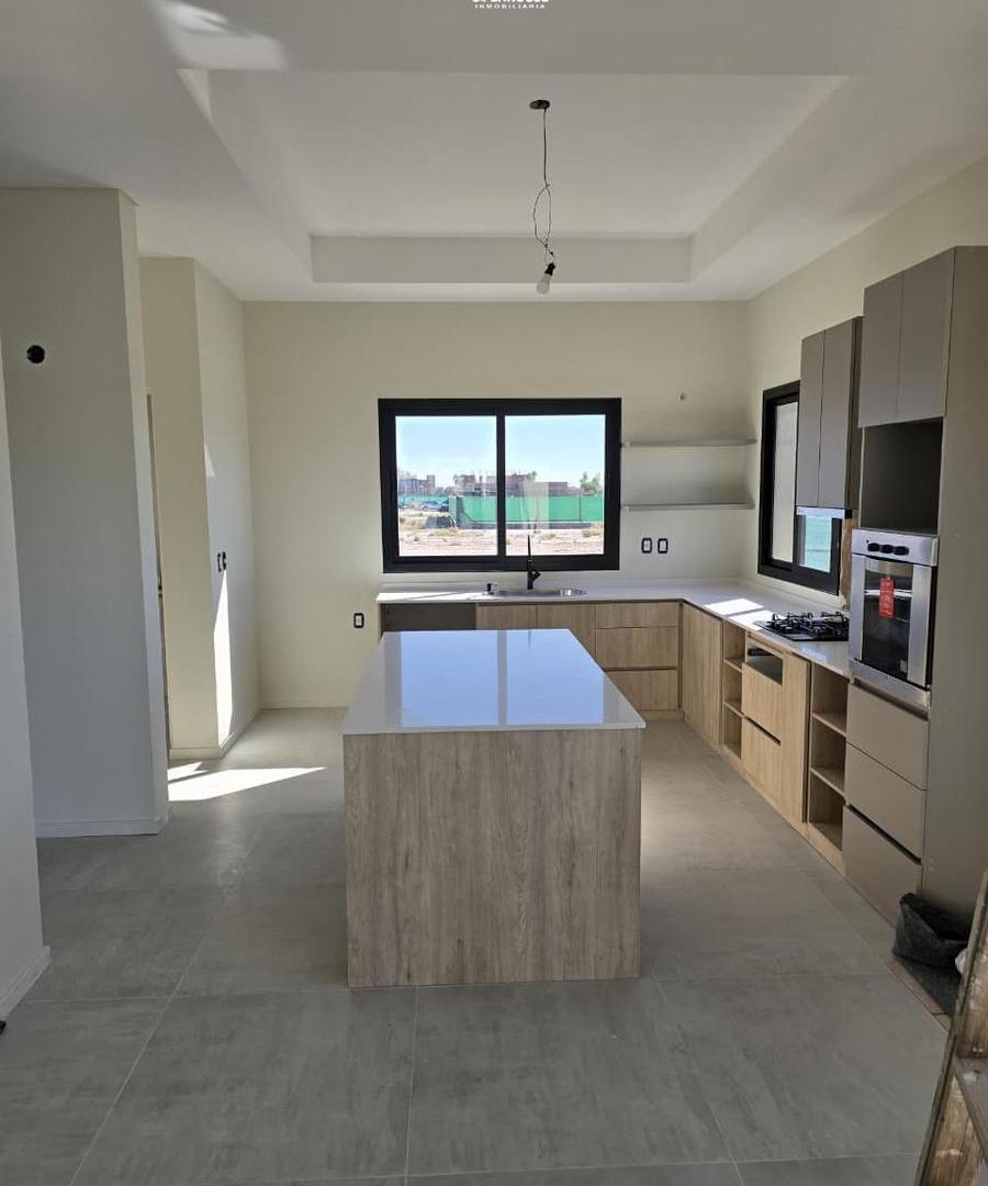 Foto de OPENHOUSE inmobiliaria presenta a la venta fabulosa casa a estrenar en, imagen 5
