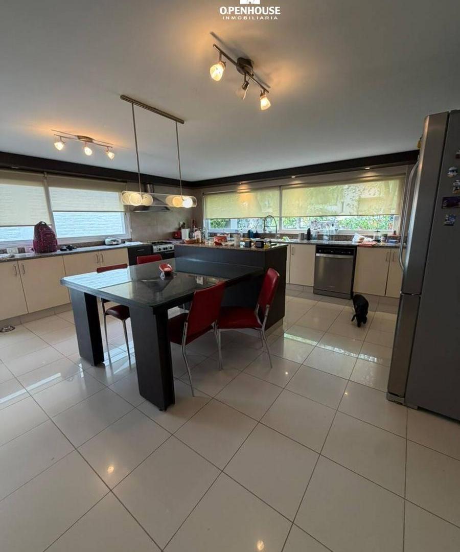 Foto de OPENHOUSE vende hermosa casa en Barrio Privado Dalvian., imagen 5