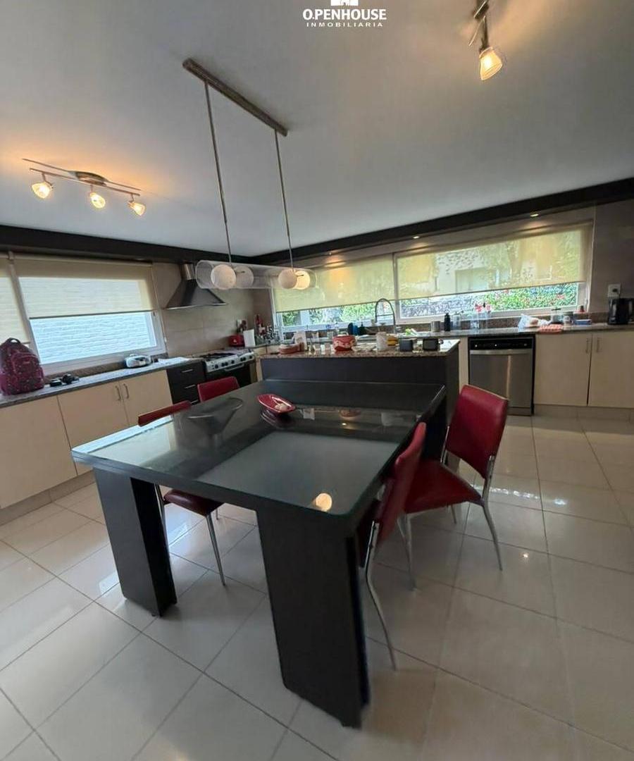 Foto de OPENHOUSE vende hermosa casa en Barrio Privado Dalvian., imagen 4