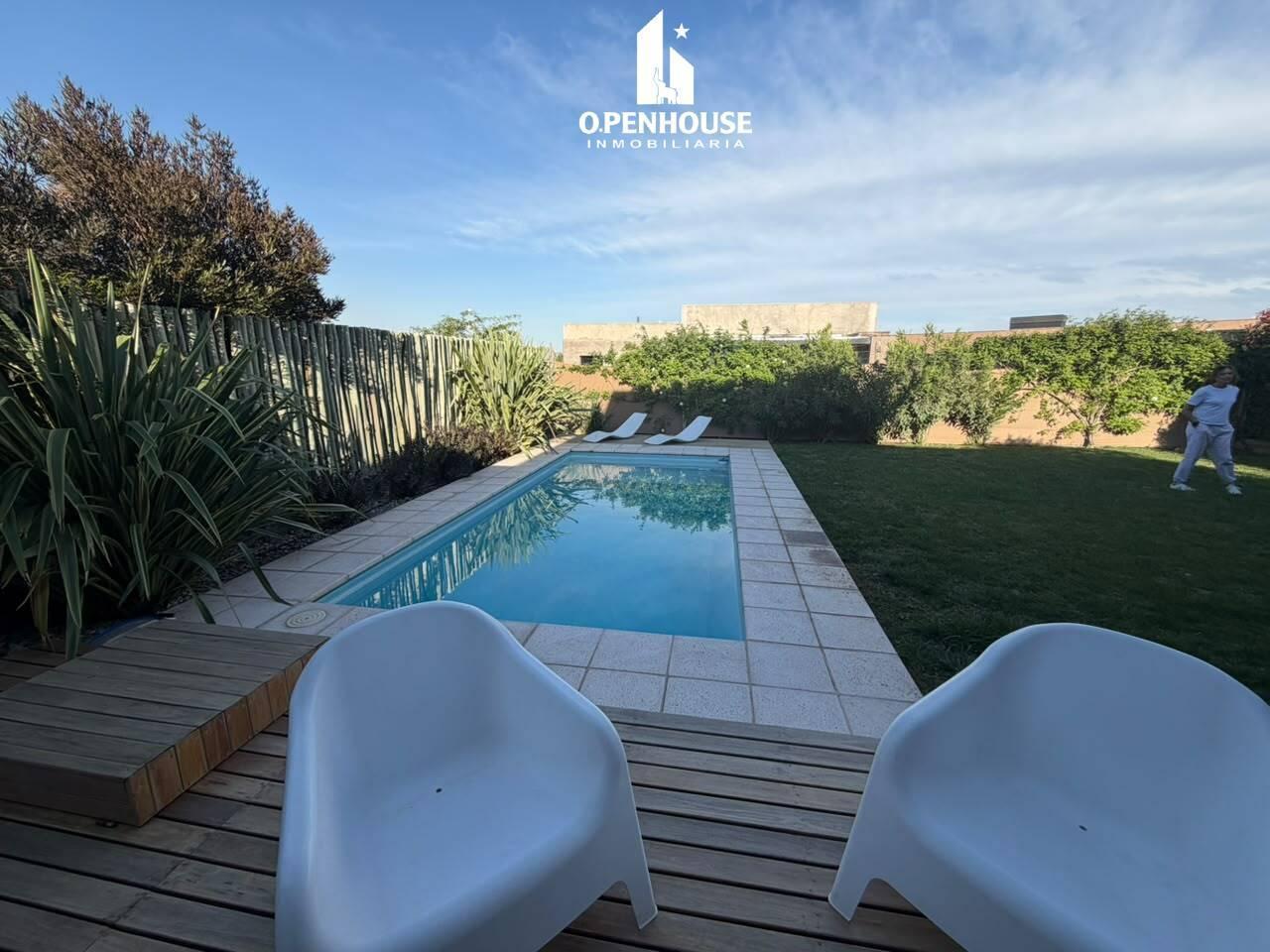 Foto de OPENHOUSE vende fabulosa casa en Barrio Lar de Boedo, Luján de Cuyo., imagen 2