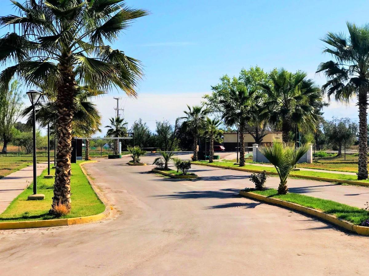 Foto de OPENHOUSE vende excelente terreno en Barrio La Fontana, imagen 1