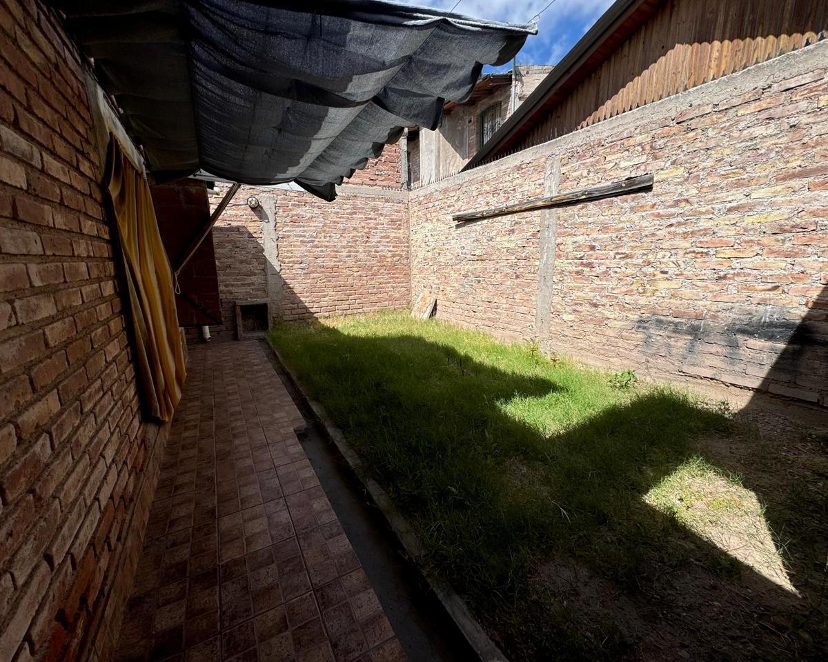 Peralta Inmobiliaria Vende Casa en Godoy Cruz 2