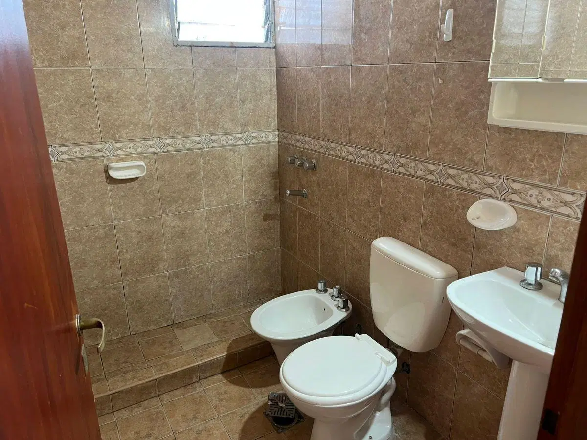 DEPARTAMENTO ALQUILER BARRIO PARQUE 5