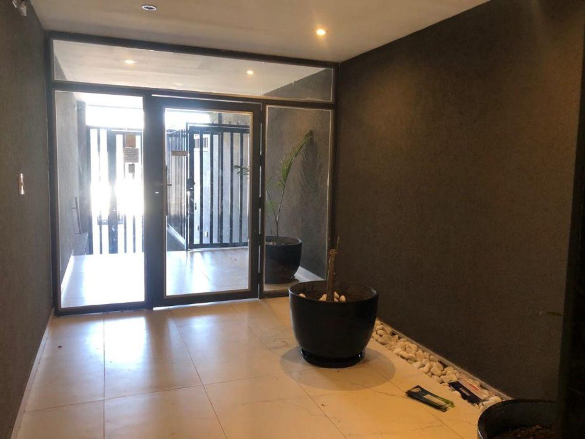 Foto de Departamento 2 ambientes en Venta en Caseros, imagen 1