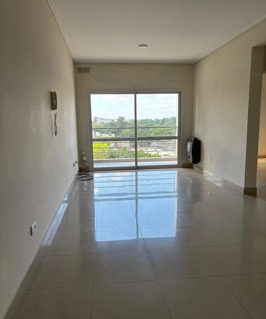 Departamento de 2 ambientes con Cochera en Martin Coronado 3