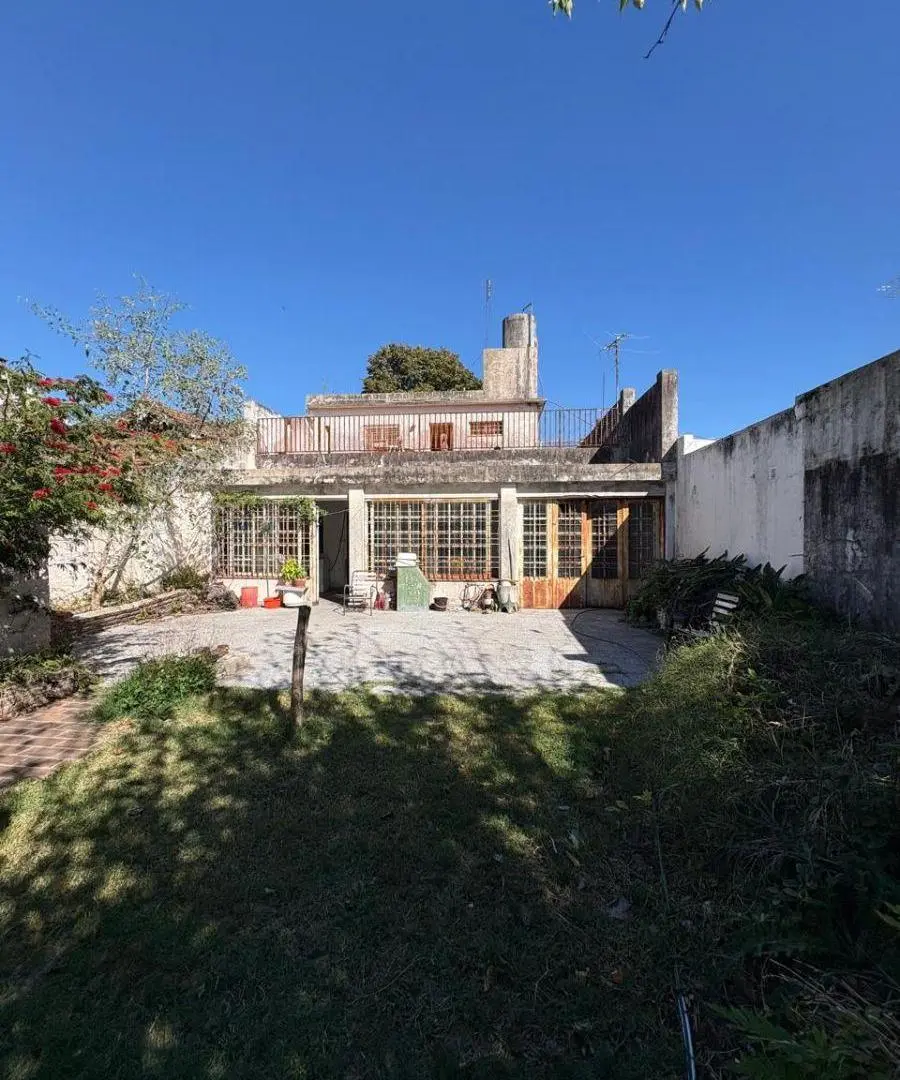 Gran Lote en Excelente Ubicacion de Villa Bosch 3