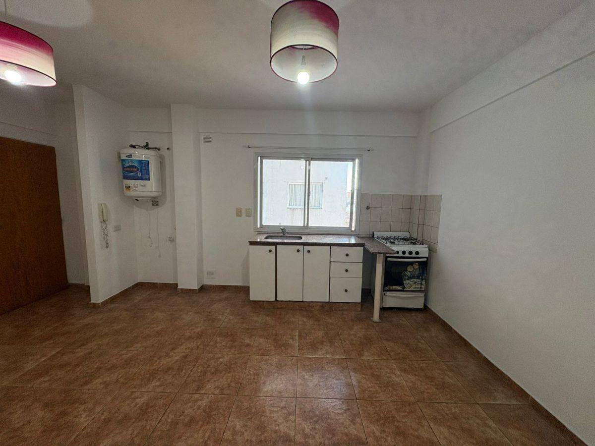 Foto de Departamento de 2 Ambientes de 45 m² en Caseros, imagen 5