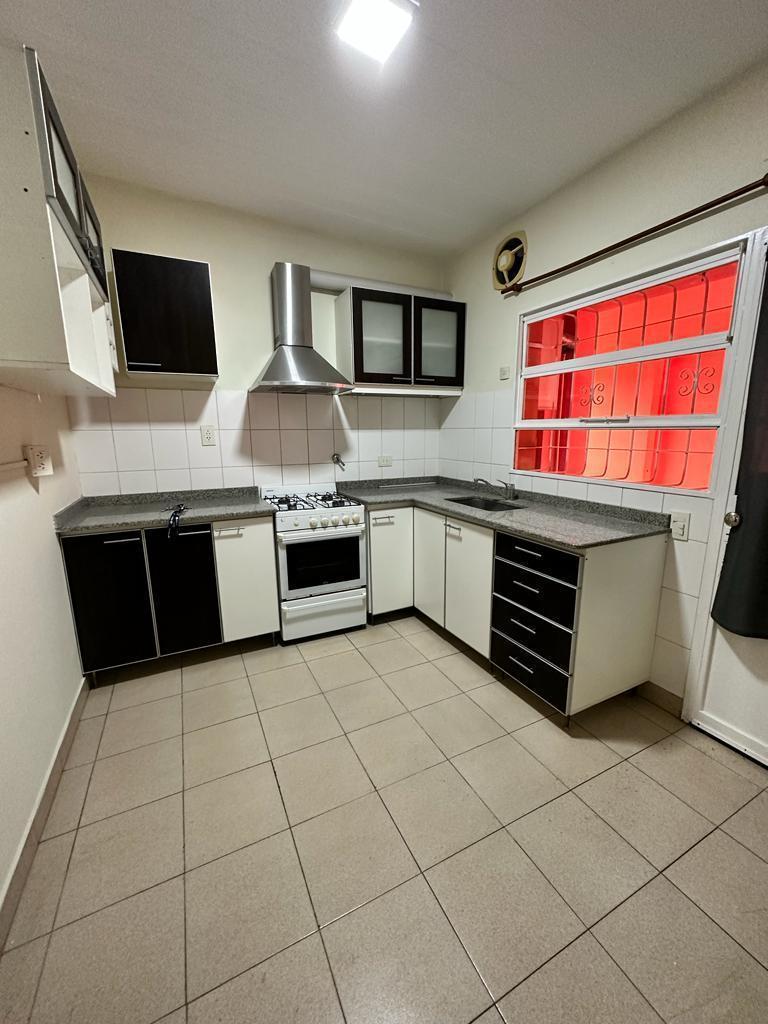 Casa en Barrio Champagnat 1