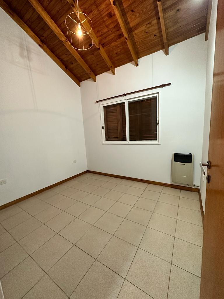 Casa en Barrio Champagnat 3