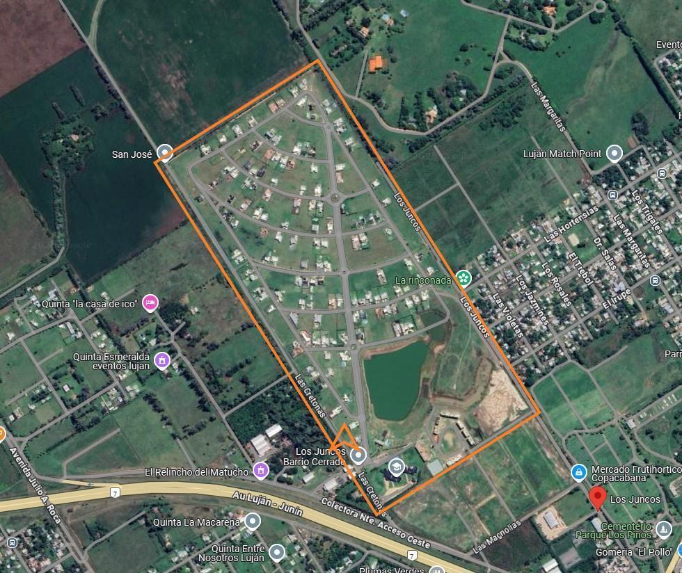 Terreno en Barrio Cerrado Los Juncos, vista al lago.