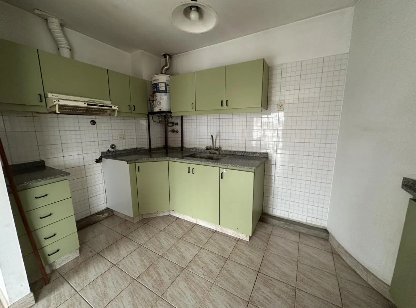 Departamento en centro de Lujan con cochera 4