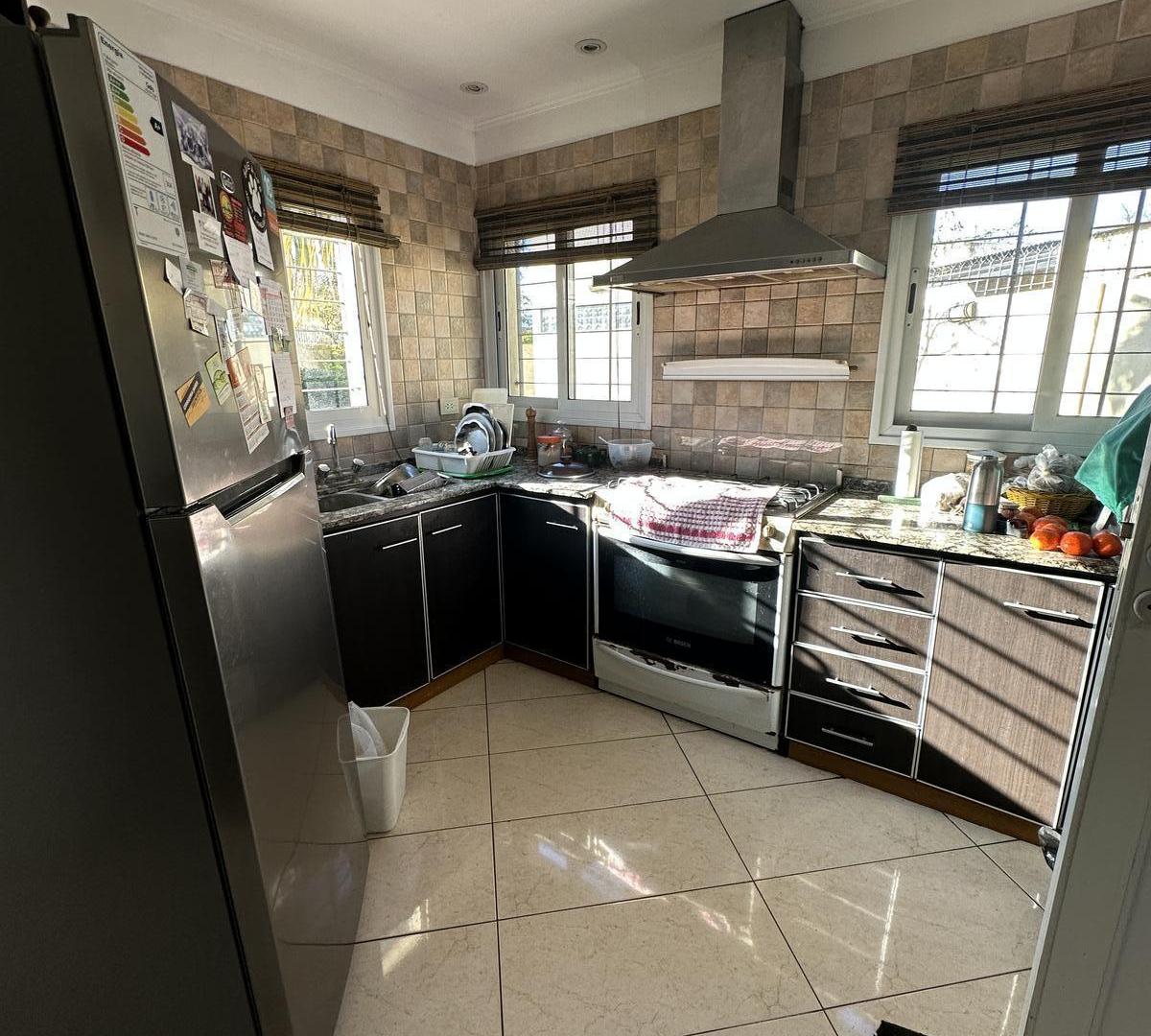 Foto de Casa apta crédito en el centro de Lujan, imagen 5