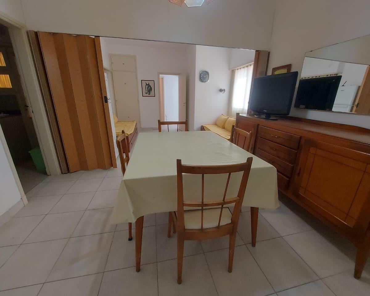 Departamento 2 Ambientes. | 16 Al 1300 2