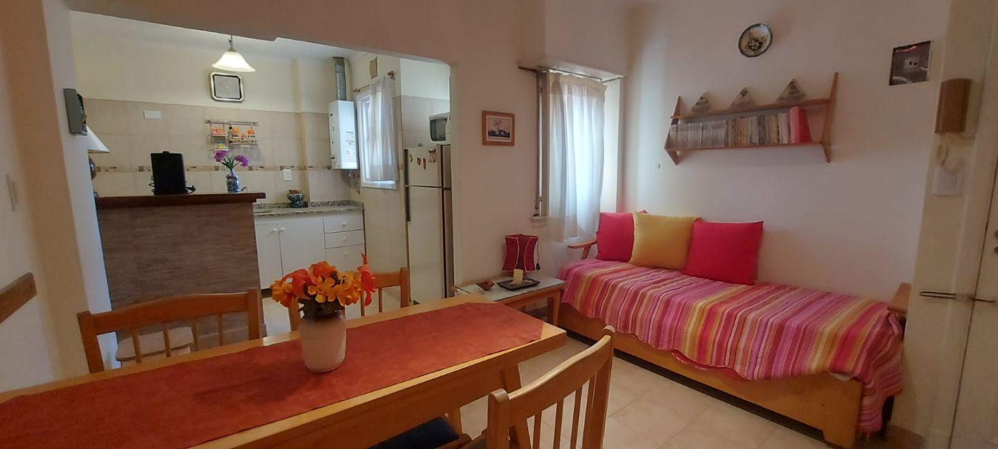 Departamento 2 ambientes. | Avenida 23