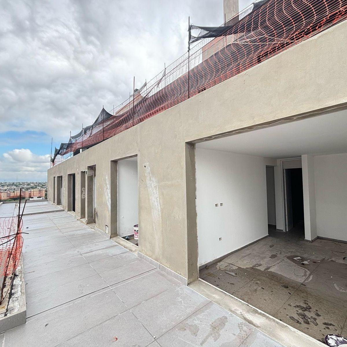 Distrito Betania - Particular - 3 Dorm. con Terraza 5