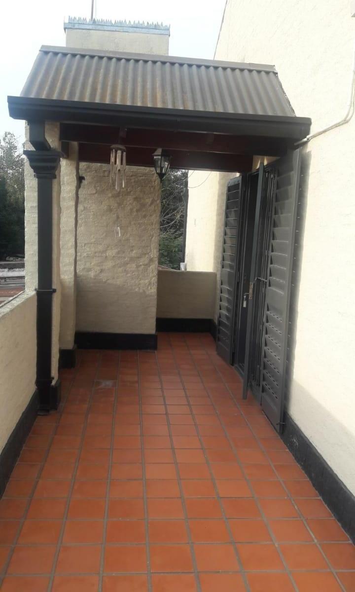 Casa en Lote Propio de 5 Amb con Jardin y Quincho 5