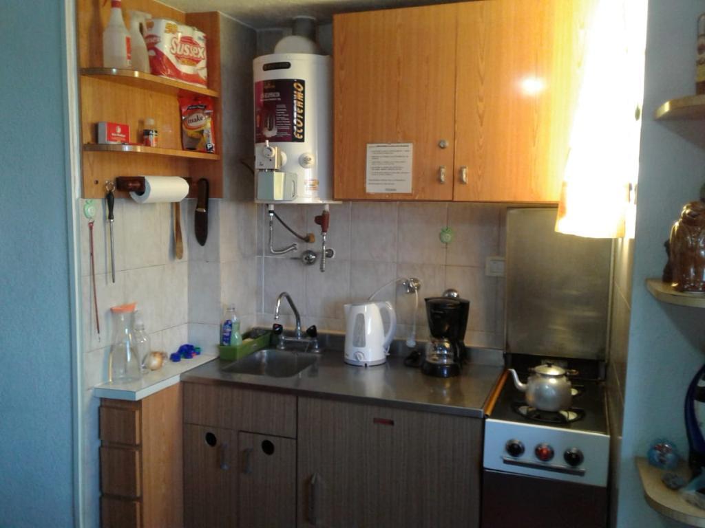 adepartamento de un ambiente excelente zona