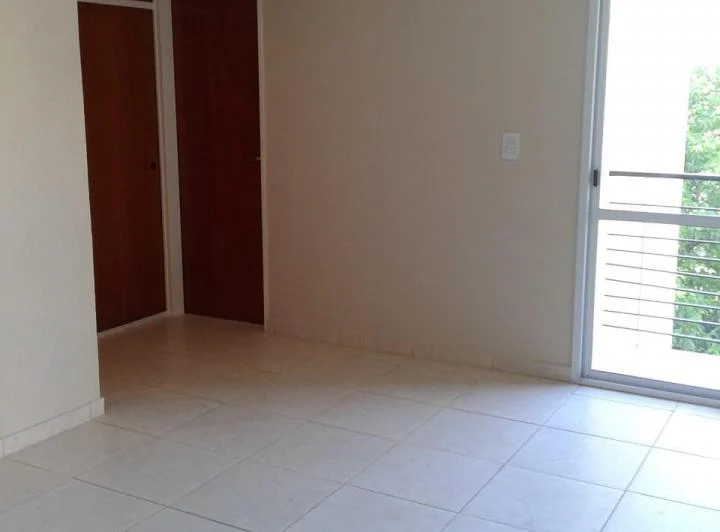 DEPARTAMENTO DE 2 AMBIENTES CON BALCON ZONA TRIBUNALES DE MORON 3
