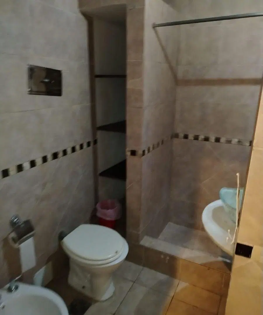 DEPARTAMENTO DE 3 AMBIENTES AL FRENTE CÉNTRICO 5