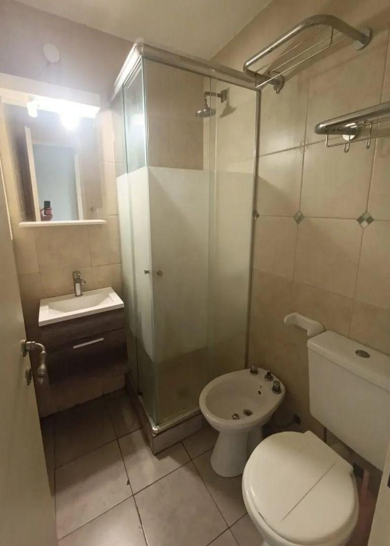 Foto de HERMOSO DEPARTAMENTO DE 2 AMBIENTES AL FRENTE, imagen 2