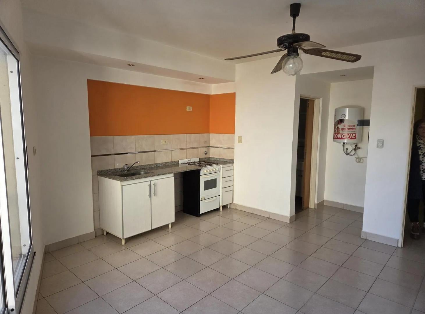Foto de DEPARAMENTO DE UN AMBIENTES EN MUY BUENA ZONA, imagen 4
