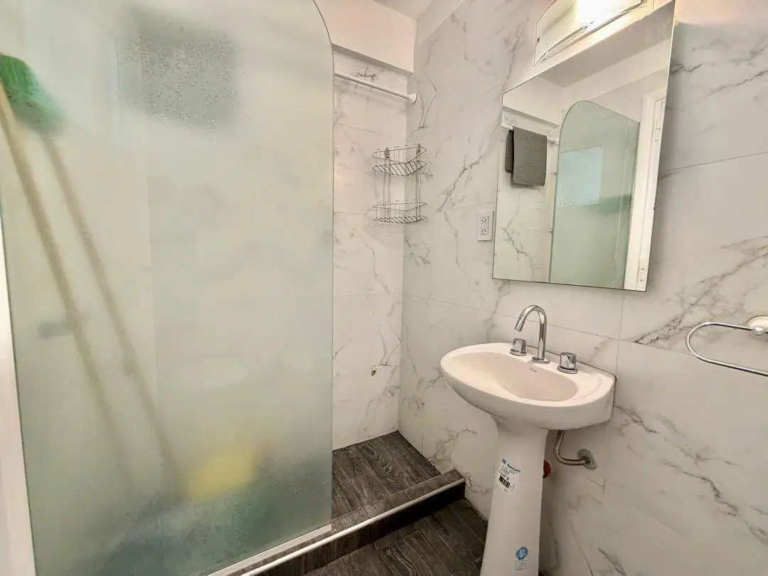 VENTA DEPARTAMENTO 2 AMBIENTES CON VISTA A PLAZA COLON 5