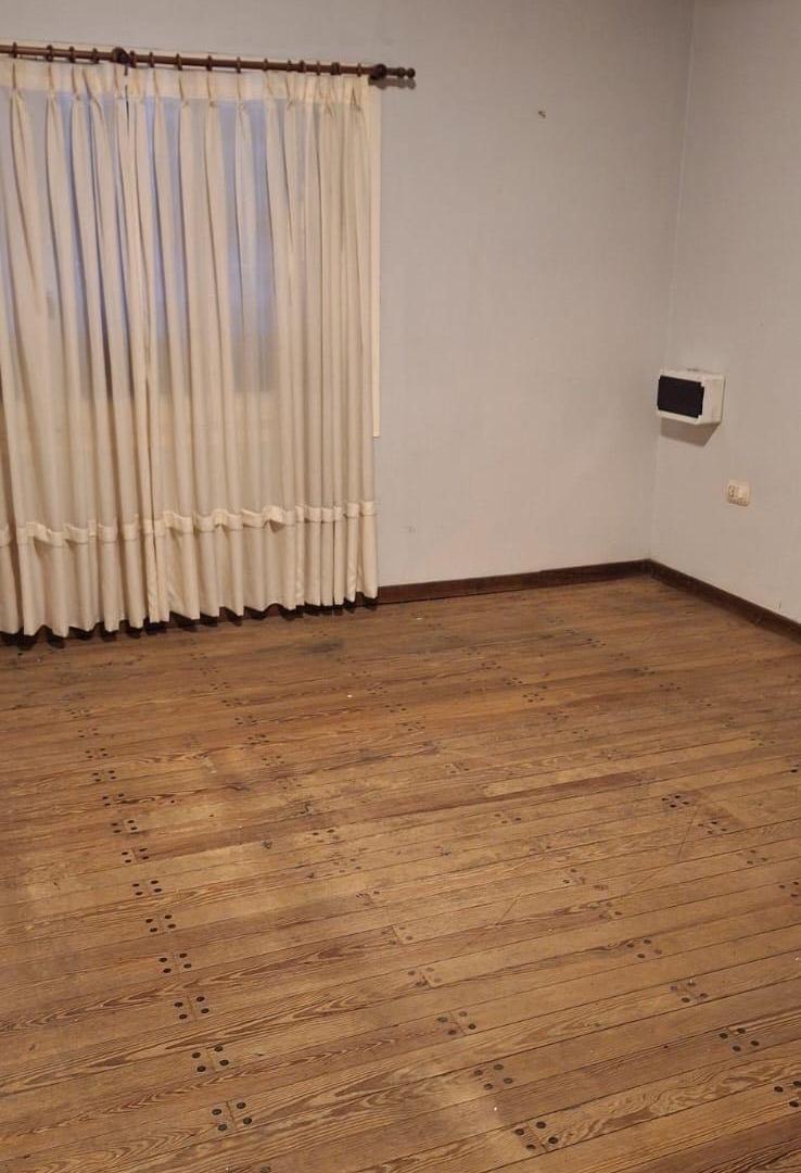 Foto de PH de 4 ambientes al frente con garage y quincho – Barrio Chauvin, imagen 4