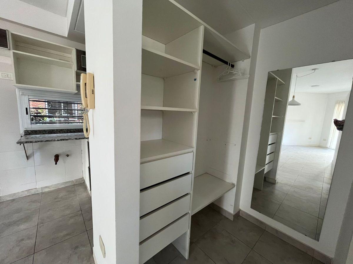 Departamento en venta en Villa Urquiza - Studio c/ dormitorio dividido
