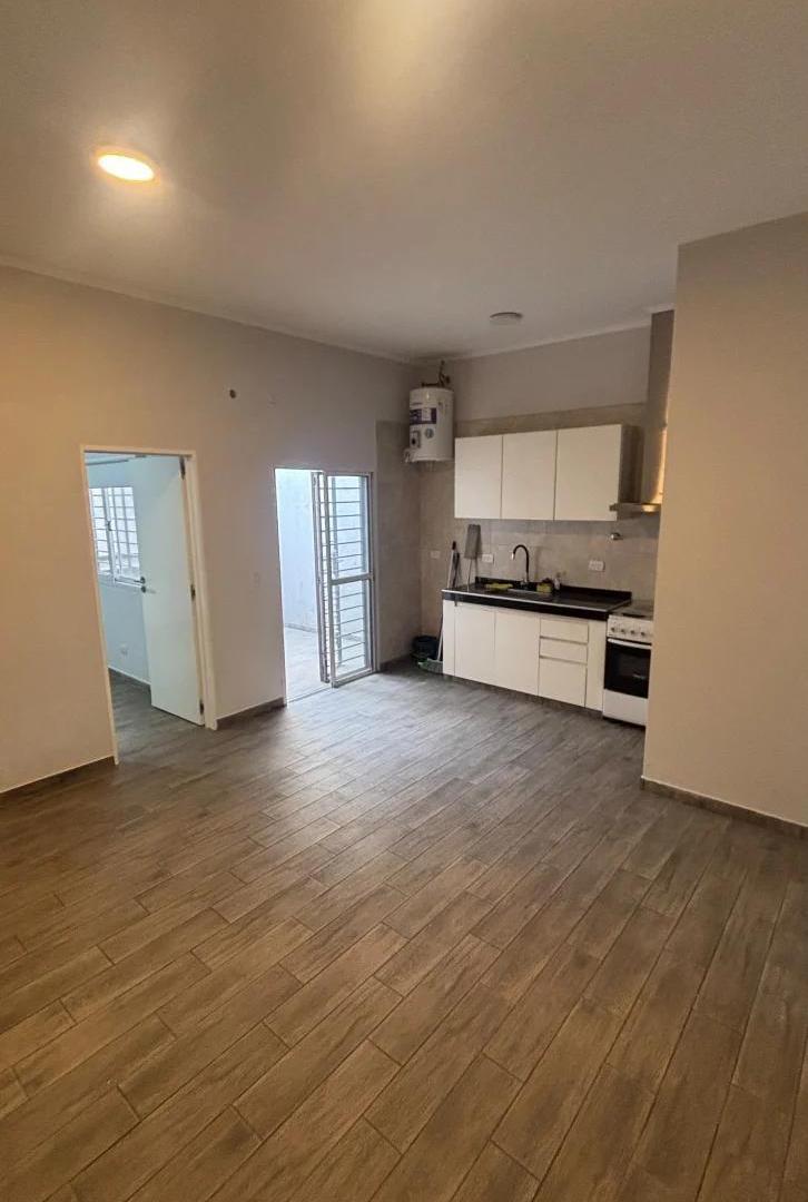 Foto de Alquiler 3 amb. con garage y patio. V Ballester, imagen 1