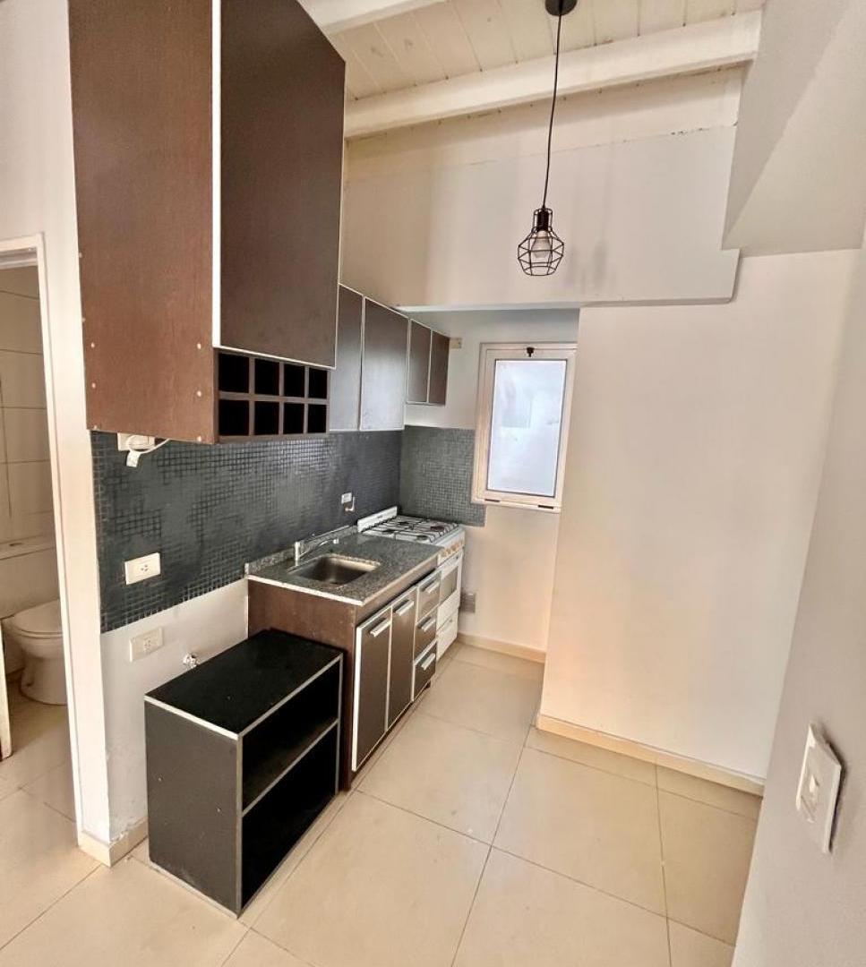 Foto de Depto tipo Duplex - Venta - 3 amb con balcón. V. Ballester, imagen 3