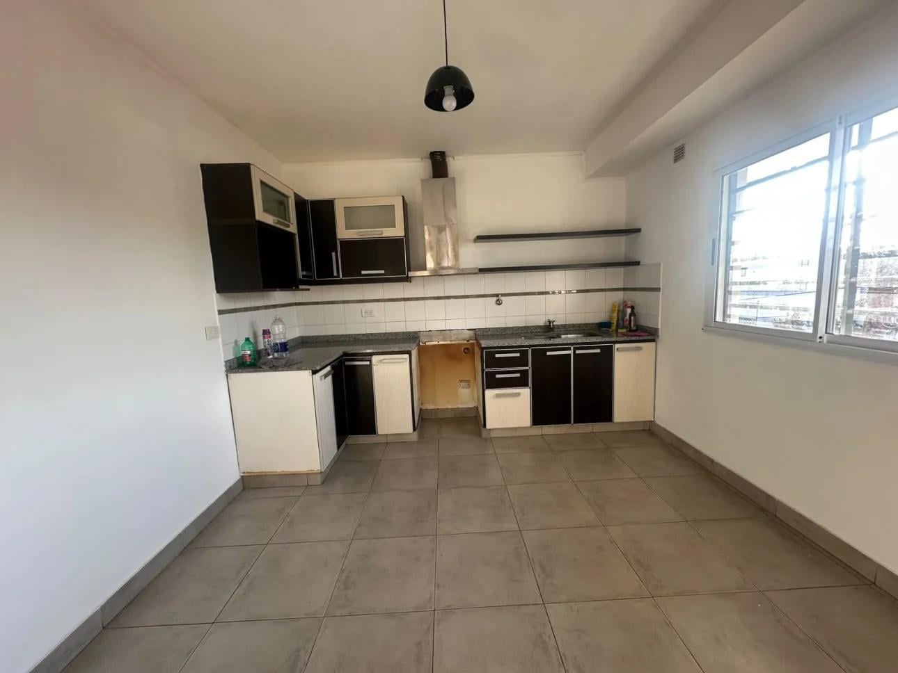 Foto de Venta- 4 amb con balcón, garage y patio. Garibaldi 2606 ., imagen 3