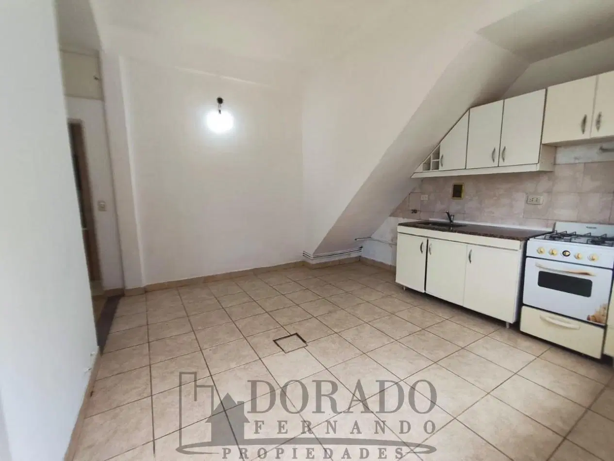 PH 3 AMBIENTES PB CON ENTRADA INDEPENDIENTE - EXCELENTE UBICACION EN SANTOS LUGARES 5