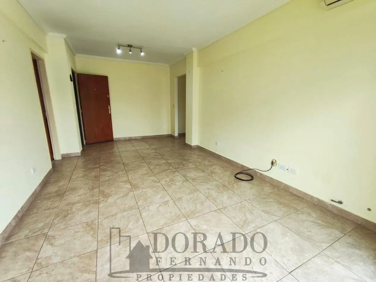 2 AMBIENTES AL FRENTE - AMPLIO DE VERDAD LUMINOSO Y CON BALCON CORRIDO 1